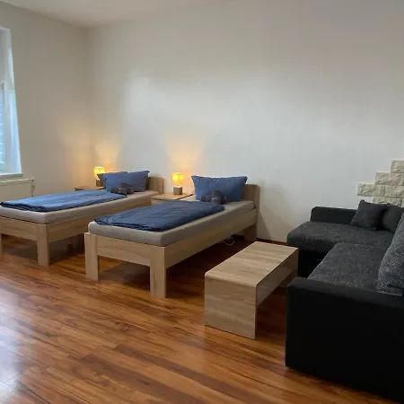 Ferienwohnung H&m Immobilien Röblingen Apartment *